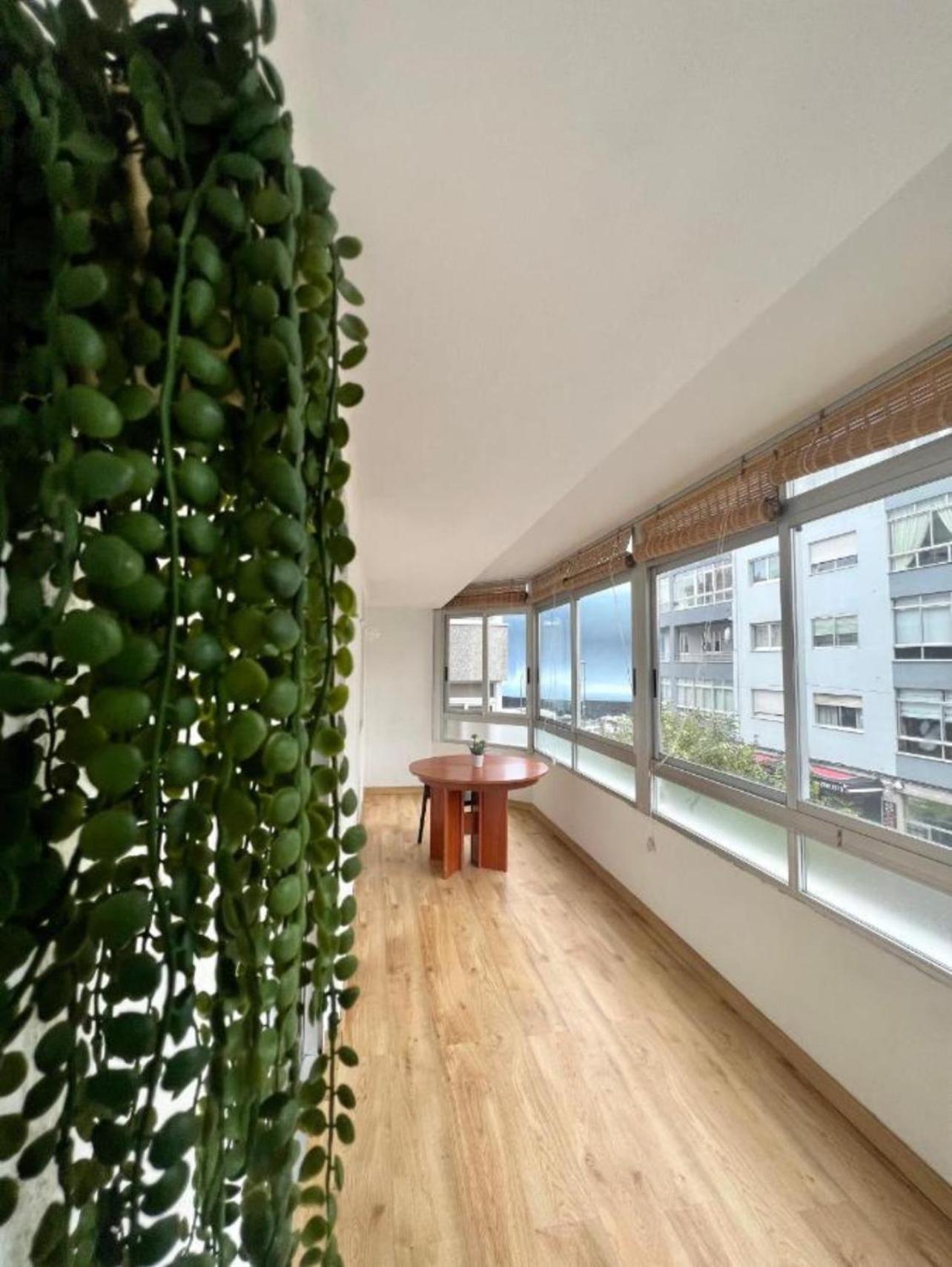 Disfruta De Exclusiva Habitacion Privada, A 5 Minutos De La Playa วิโก ภายนอก รูปภาพ